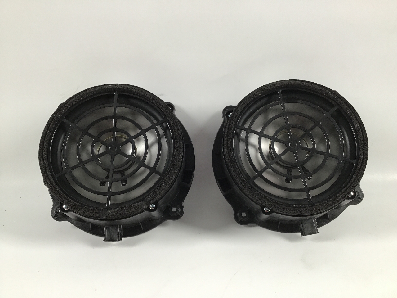 Bose Speaker System Audi Q7 (4L) Bose Bose 3.0 TFSI - Picture 2 of 6