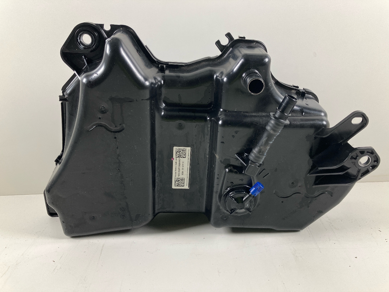 Tank AdBlue VW Touran II (5T) 2.0 TDI 110 kW 150 PS (05.2015-> ) 5QA131877H 2 - Bild 1 von 5
