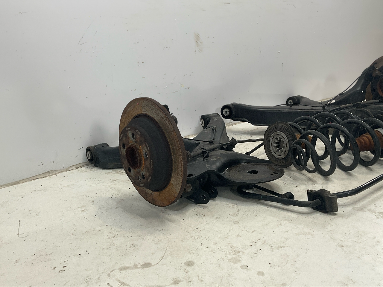 Hinterachse komplett MERCEDES-BENZ Vito Tourer (W447) 116 CDI  120 kW  163 PS ( - Afbeelding 4 van 5